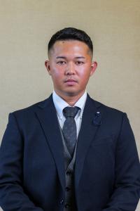 山下　航弥